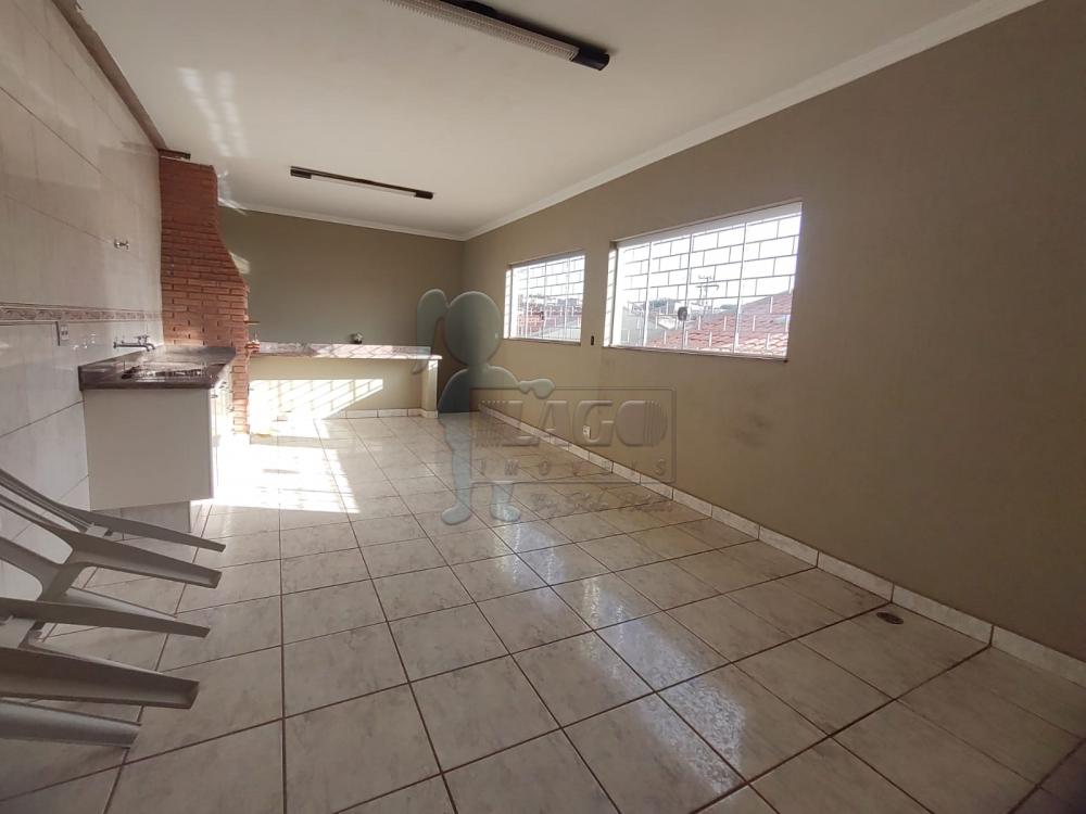 Alugar Casa / Padrão em Ribeirão Preto R$ 1.700,00 - Foto 2