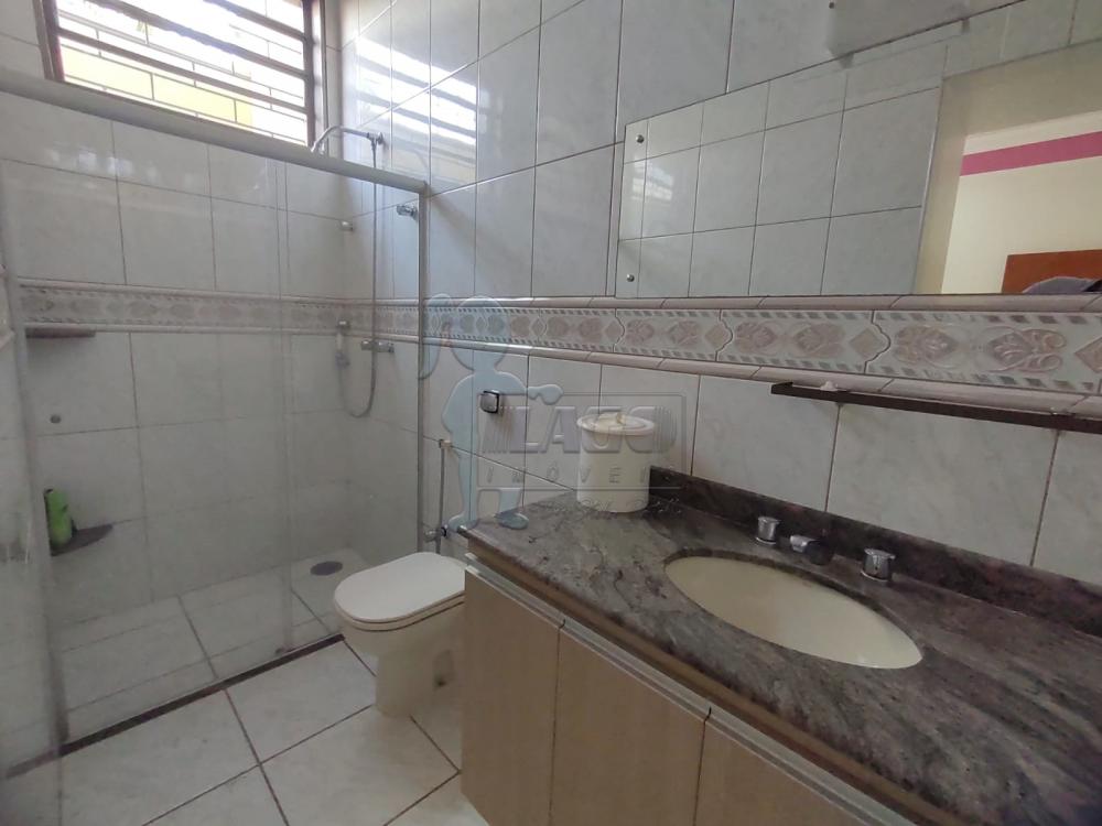 Alugar Casa / Padrão em Ribeirão Preto R$ 1.700,00 - Foto 15