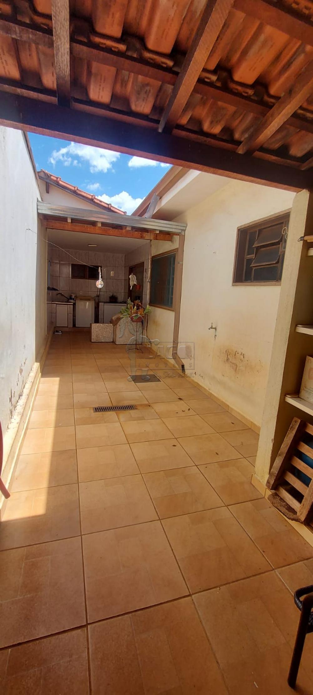 Alugar Casa / Padrão em Ribeirão Preto R$ 1.300,00 - Foto 19