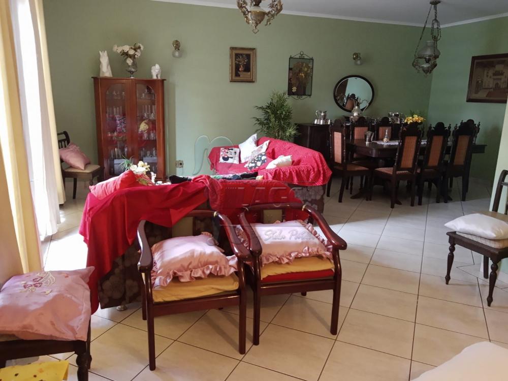 Alugar Casa / Padrão em Ribeirão Preto R$ 4.000,00 - Foto 2