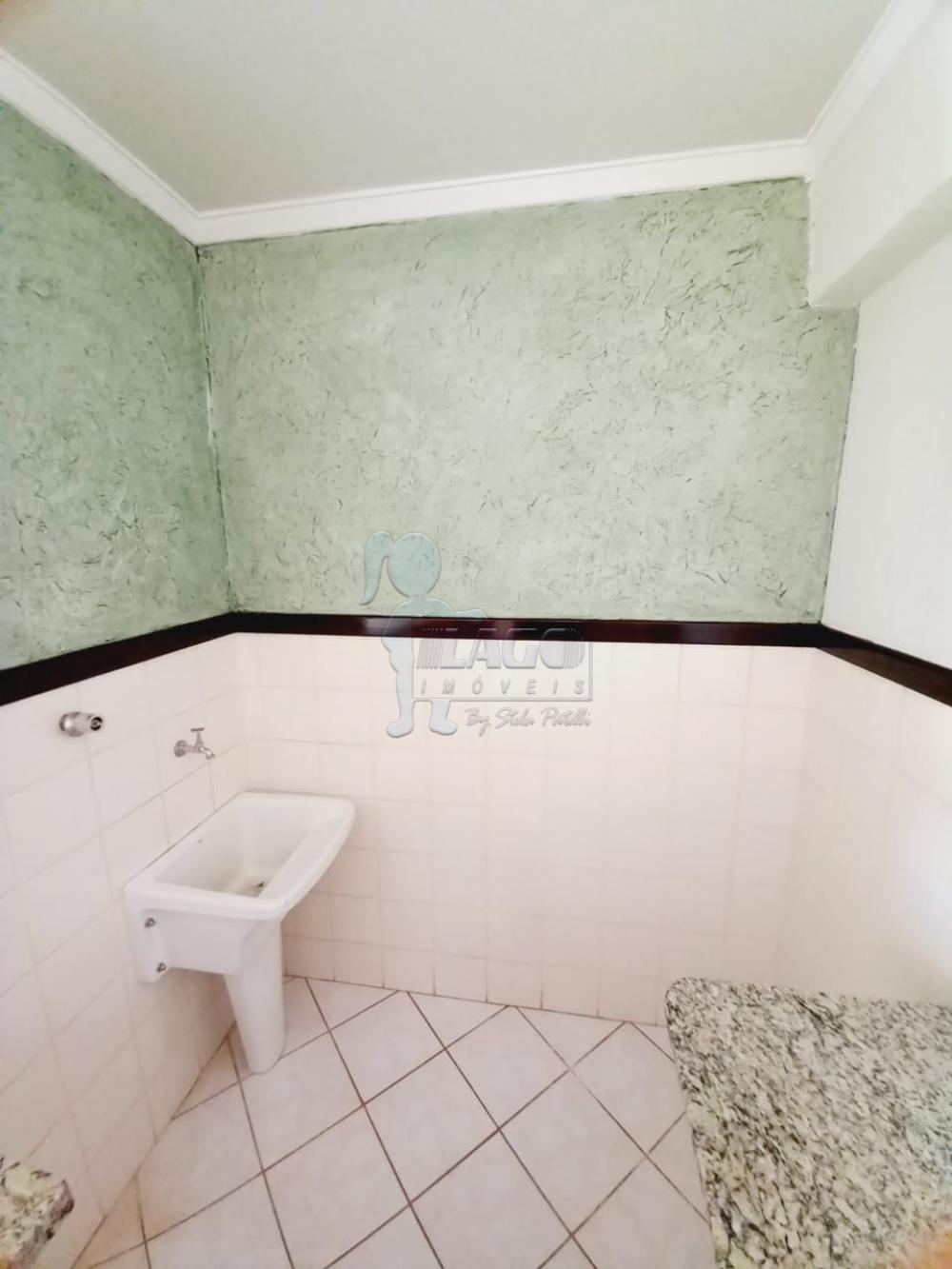 Alugar Apartamento / Padrão em Ribeirão Preto R$ 1.100,00 - Foto 4