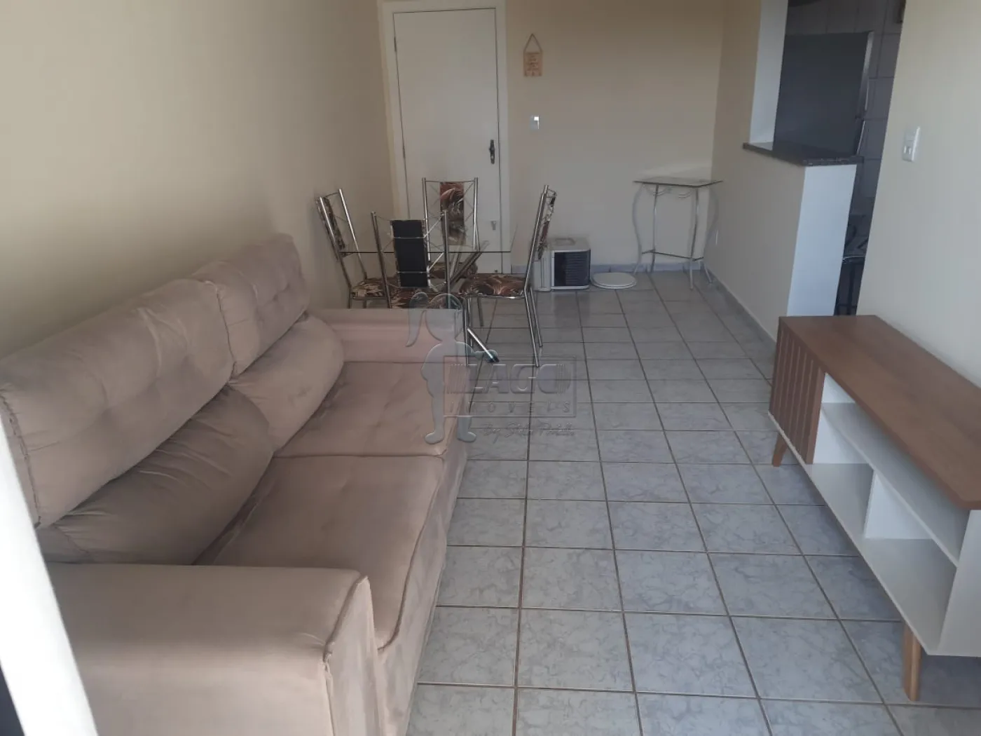 Alugar Apartamento / Padrão em Ribeirão Preto R$ 1.200,00 - Foto 4