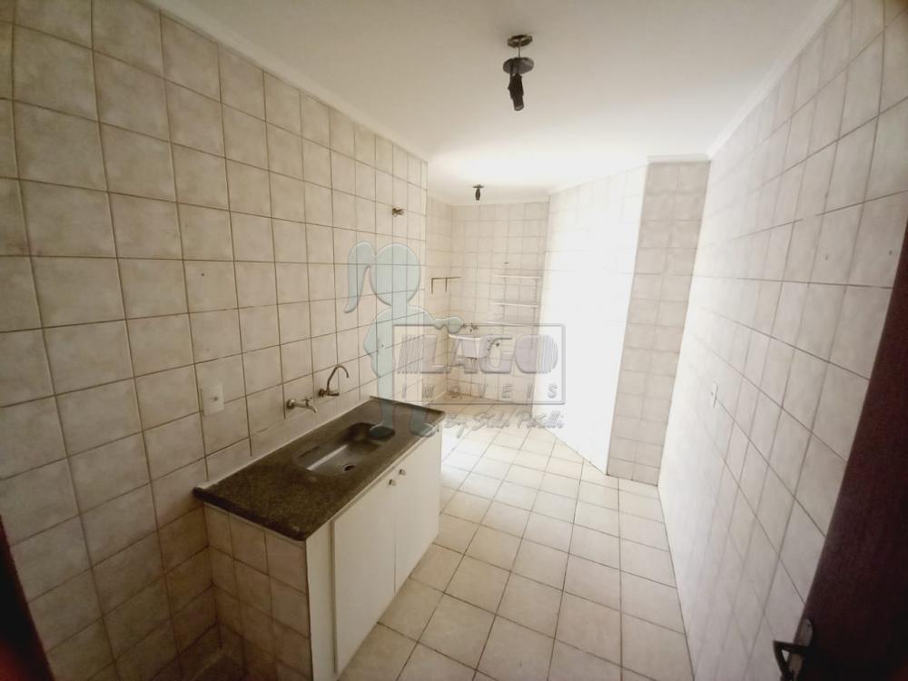 Alugar Apartamento / Padrão em Ribeirão Preto R$ 800,00 - Foto 3