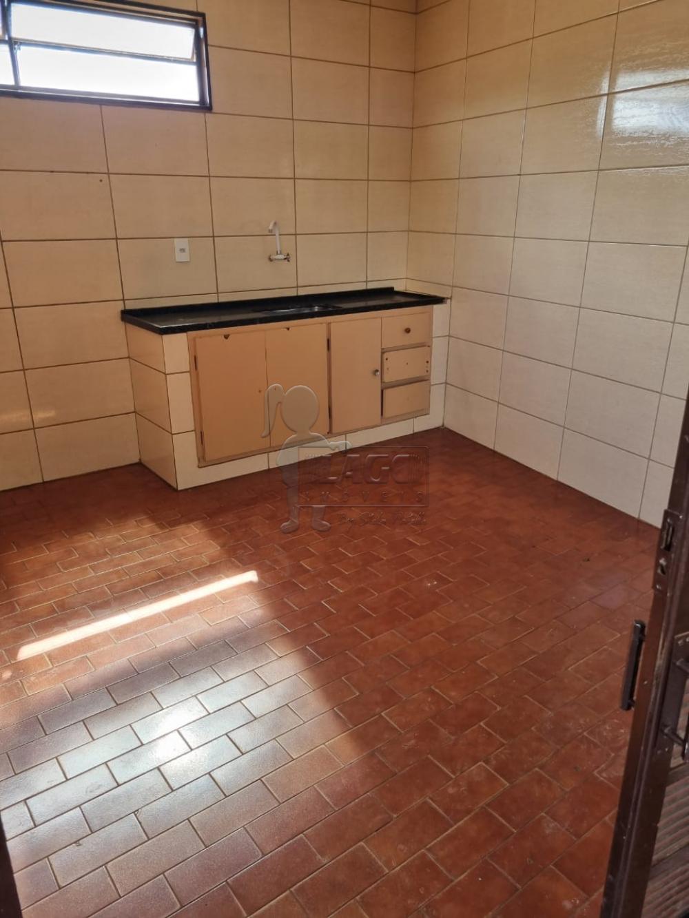 Alugar Casas / Padrão em Ribeirão Preto R$ 1.700,00 - Foto 12