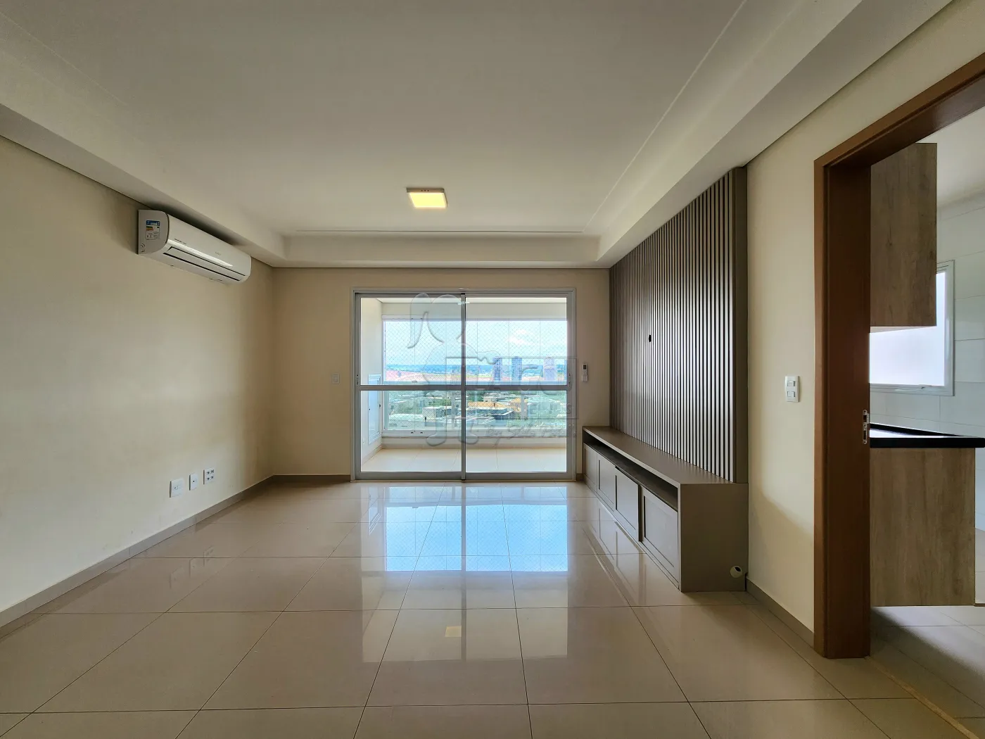 Alugar Apartamento / Padrão em Ribeirão Preto R$ 3.500,00 - Foto 1