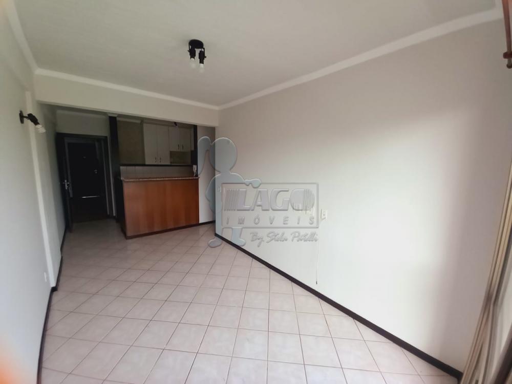 Alugar Apartamento / Padrão em Ribeirão Preto R$ 900,00 - Foto 2