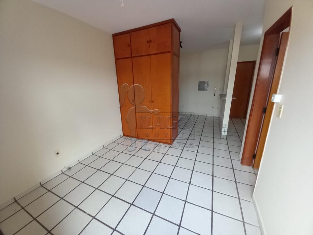 Alugar Apartamento / Kitnet em Ribeirão Preto R$ 490,00 - Foto 1