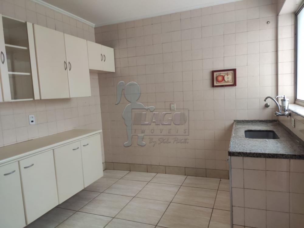 Alugar Apartamento / Padrão em Ribeirão Preto R$ 1.200,00 - Foto 2