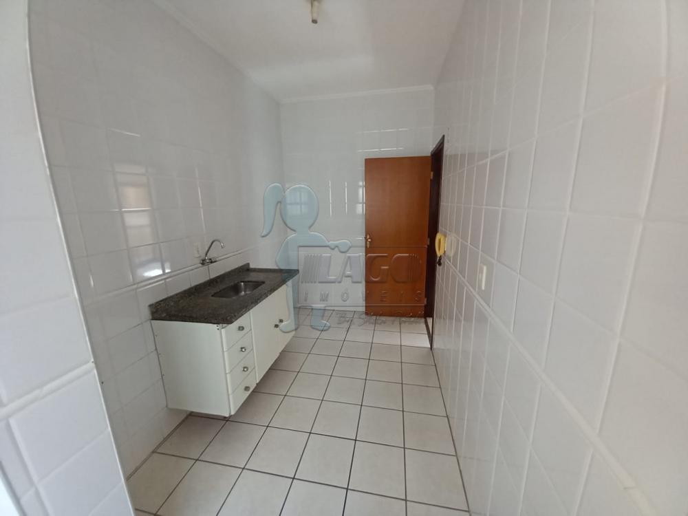 Alugar Apartamento / Padrão em Ribeirão Preto R$ 900,00 - Foto 5