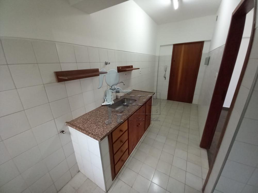 Alugar Apartamento / Padrão em Ribeirão Preto R$ 800,00 - Foto 3