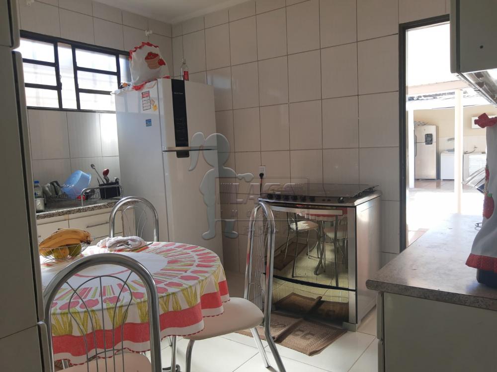 Alugar Casa / Padrão em Ribeirão Preto R$ 1.200,00 - Foto 7