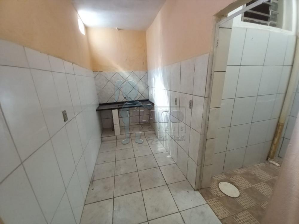 Alugar Casa / Padrão em Ribeirão Preto R$ 700,00 - Foto 5