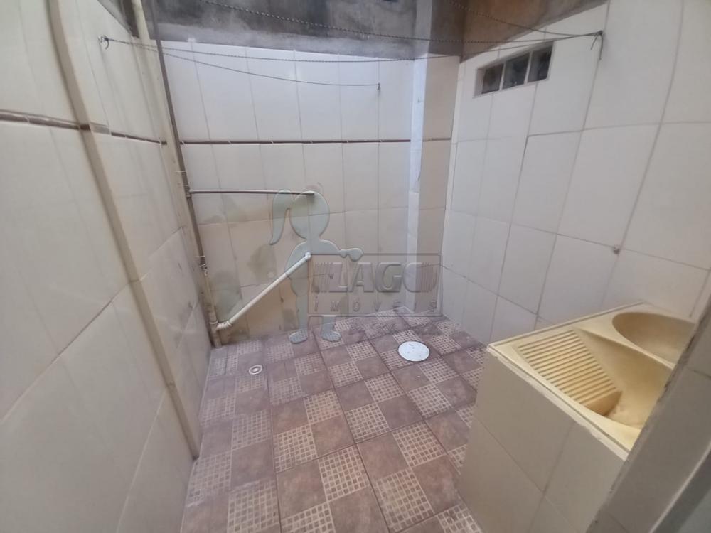 Alugar Casa / Padrão em Ribeirão Preto R$ 700,00 - Foto 8