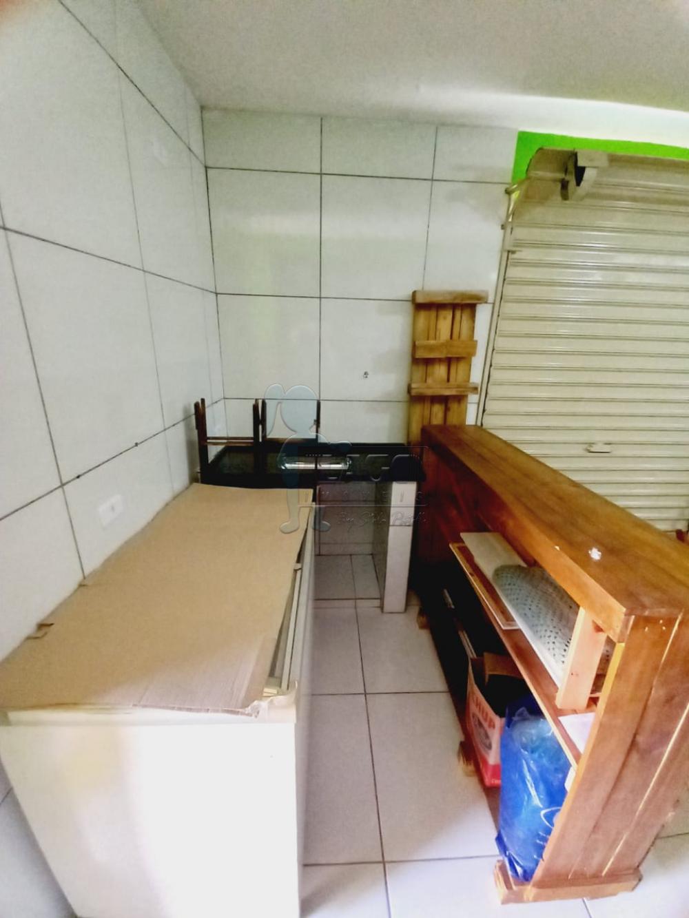Alugar Casa / Padrão em Ribeirão Preto R$ 1.400,00 - Foto 19
