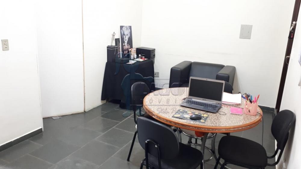 Comprar Apartamento / Kitnet em Ribeirão Preto R$ 137.800,00 - Foto 2