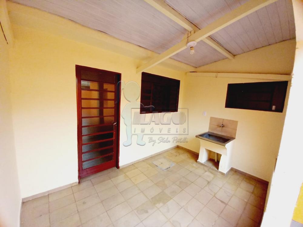 Alugar Casa / Padrão em Ribeirão Preto R$ 700,00 - Foto 9