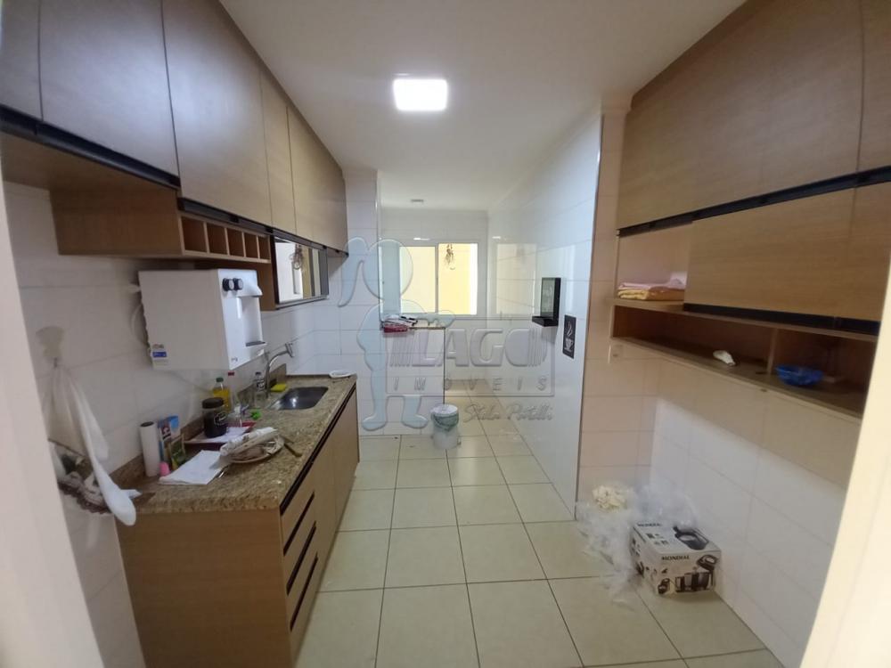Alugar Apartamento / Padrão em Ribeirão Preto R$ 1.700,00 - Foto 8