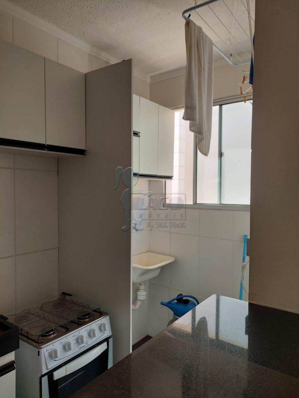 Alugar Apartamento / Padrão em Ribeirão Preto R$ 900,00 - Foto 3