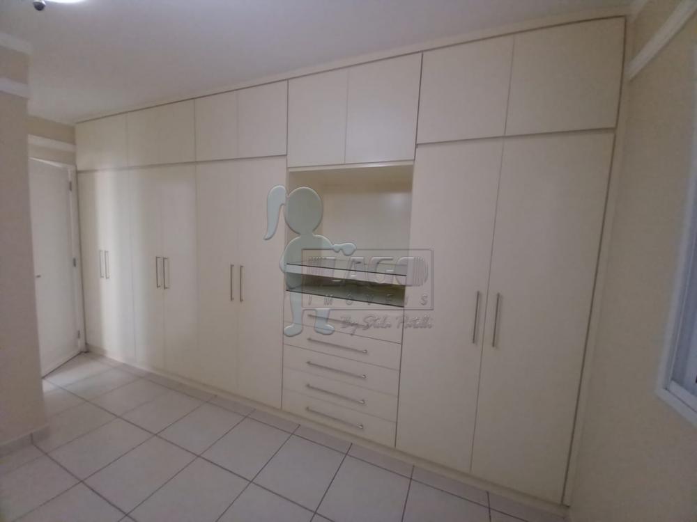 Alugar Apartamento / Padrão em Ribeirão Preto R$ 1.800,00 - Foto 17