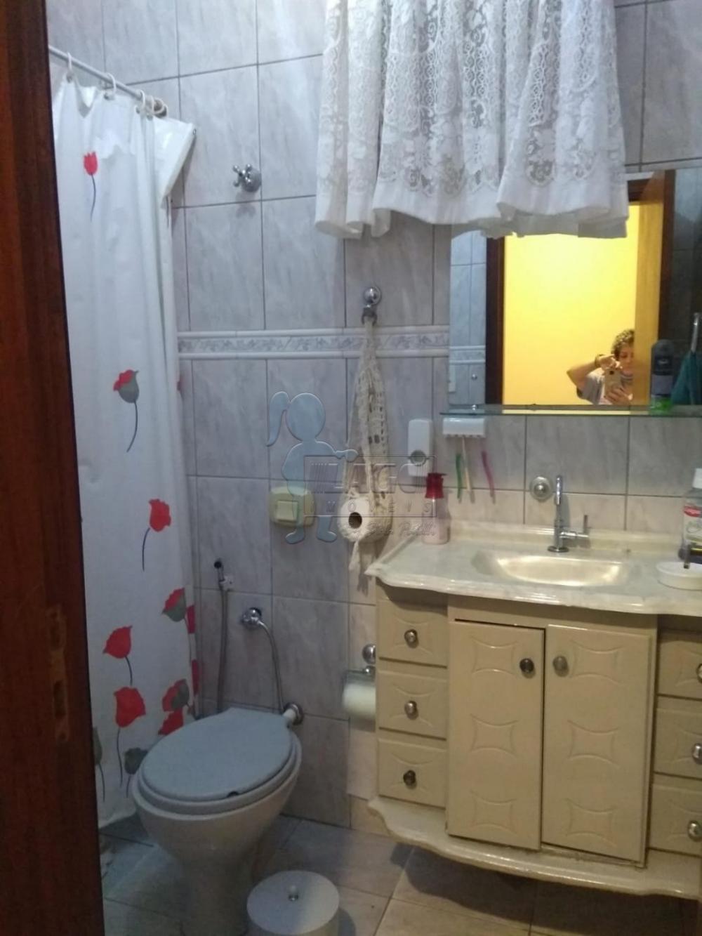 Alugar Casa / Padrão em Ribeirão Preto R$ 1.500,00 - Foto 14