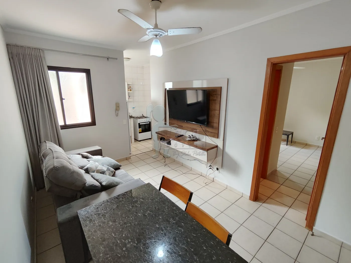 Alugar Apartamento / Padrão em Ribeirão Preto R$ 1.300,00 - Foto 1