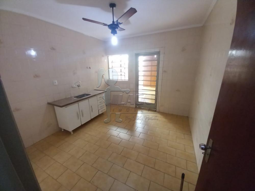 Alugar Apartamento / Padrão em Ribeirão Preto R$ 1.800,00 - Foto 3