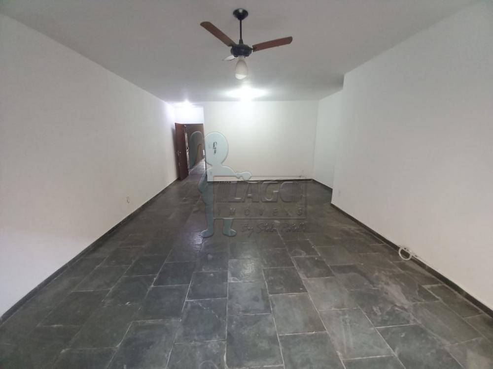 Alugar Apartamento / Padrão em Ribeirão Preto R$ 1.800,00 - Foto 2