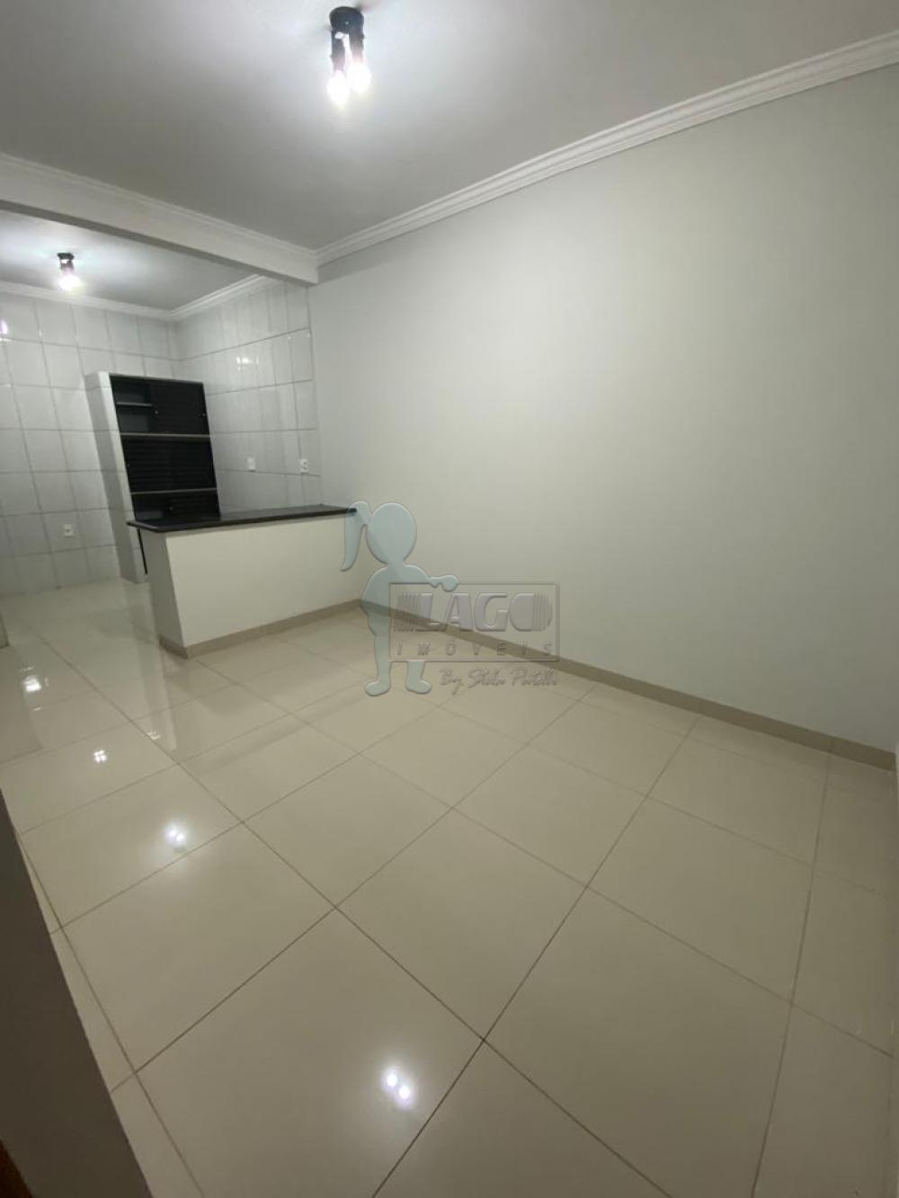 Alugar Casa / Padrão em Ribeirão Preto R$ 2.200,00 - Foto 1