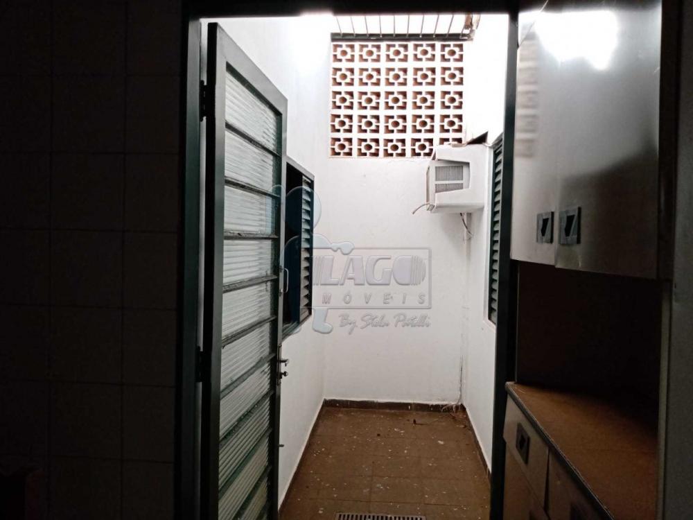 Alugar Casa / Padrão em Ribeirão Preto R$ 1.600,00 - Foto 9