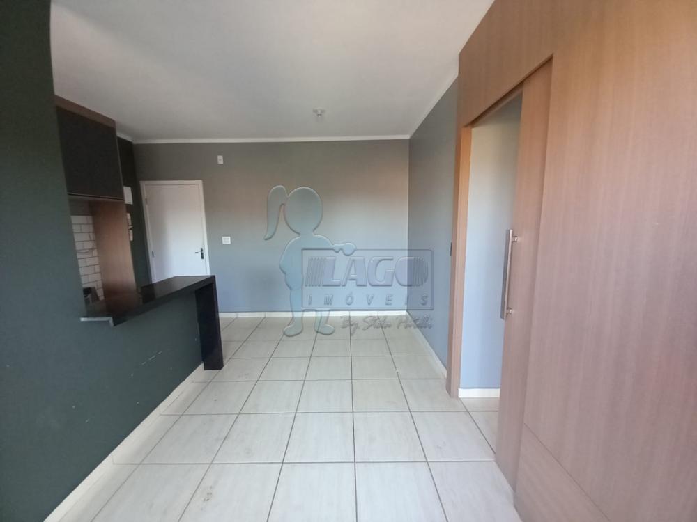 Alugar Apartamento / Padrão em Bonfim Paulista R$ 850,00 - Foto 1