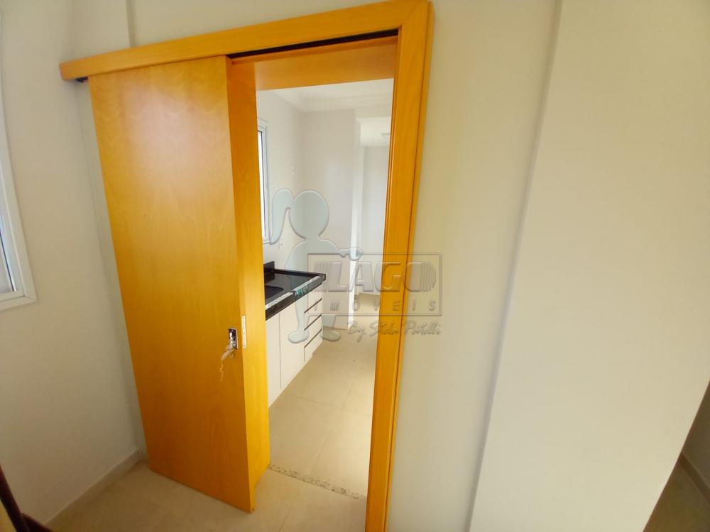 Alugar Apartamento / Padrão em Ribeirão Preto R$ 2.000,00 - Foto 3