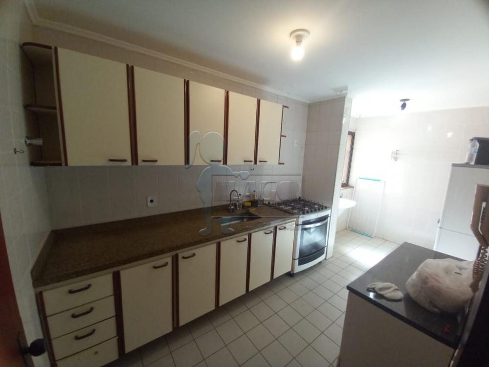 Alugar Apartamentos / Padrão em Ribeirão Preto R$ 1.400,00 - Foto 4