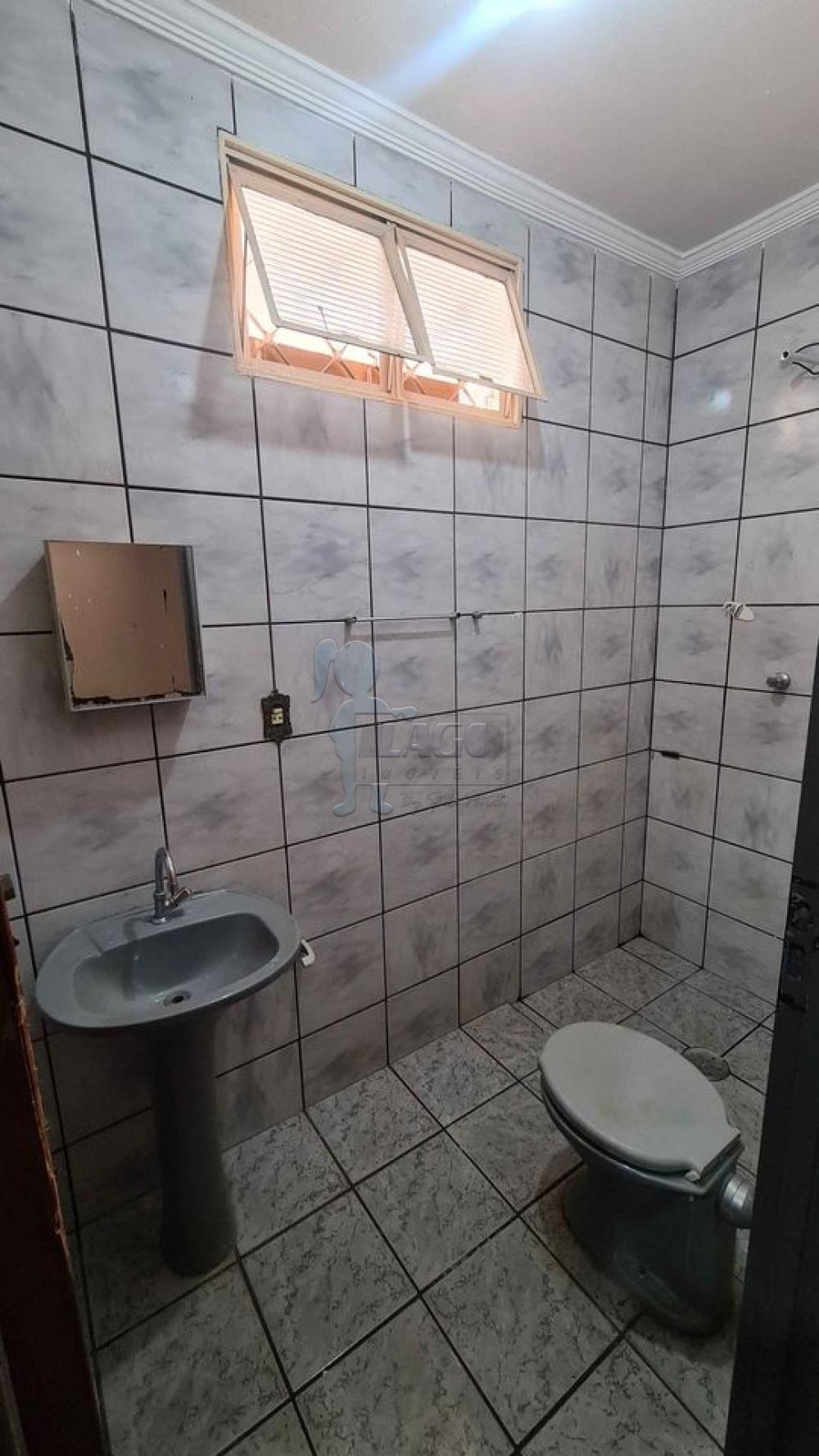 Alugar Casa / Padrão em Ribeirão Preto R$ 1.100,00 - Foto 11