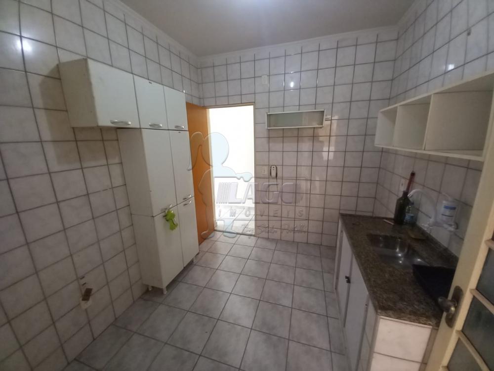 Alugar Apartamento / Padrão em Ribeirão Preto R$ 1.200,00 - Foto 4