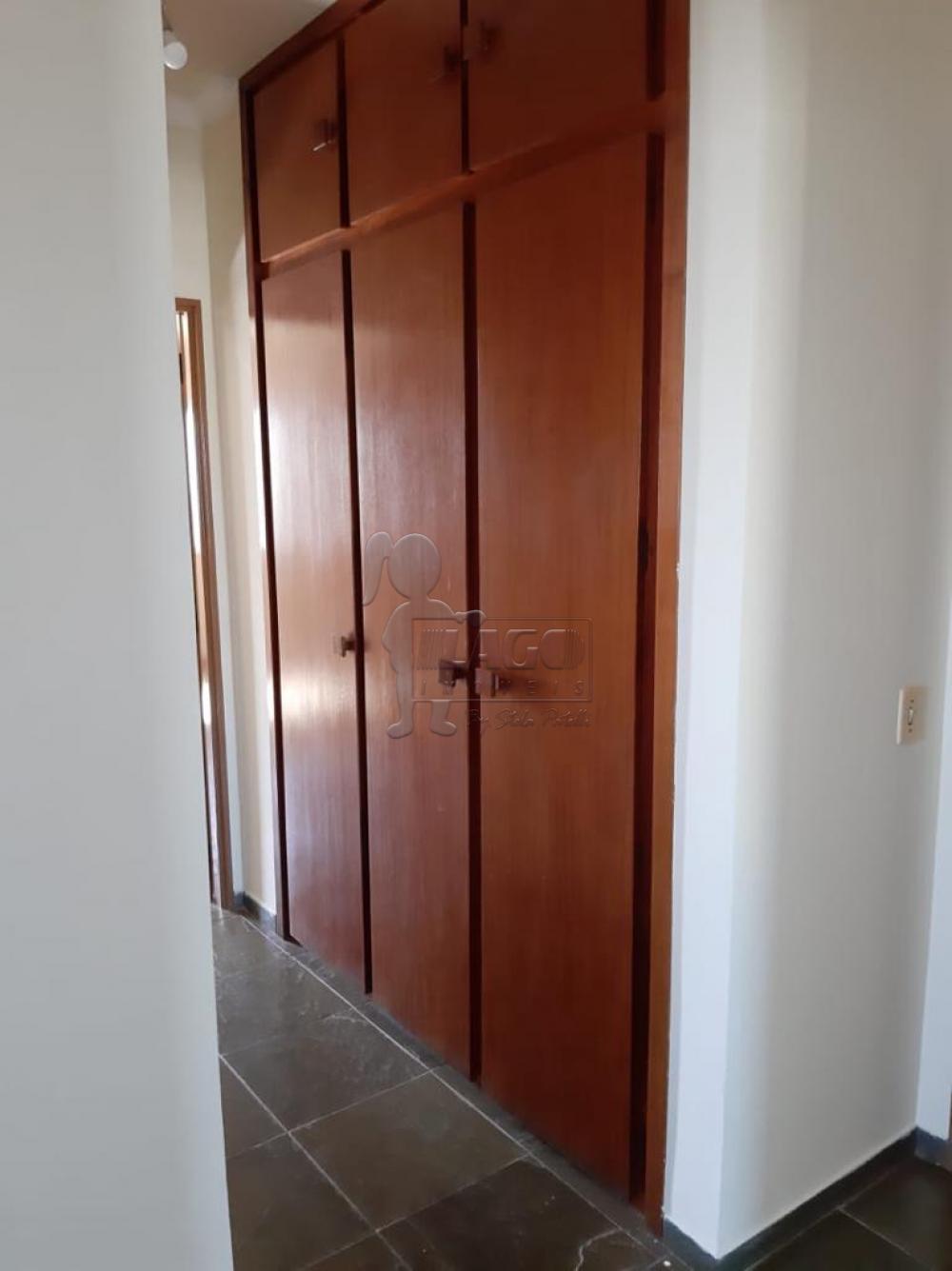 Alugar Apartamento / Padrão em Ribeirão Preto R$ 1.500,00 - Foto 11