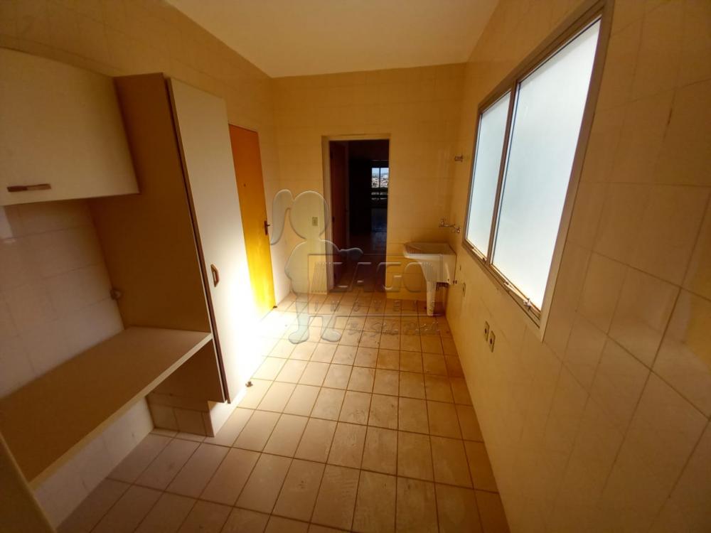 Alugar Apartamentos / Padrão em Ribeirão Preto R$ 1.800,00 - Foto 6