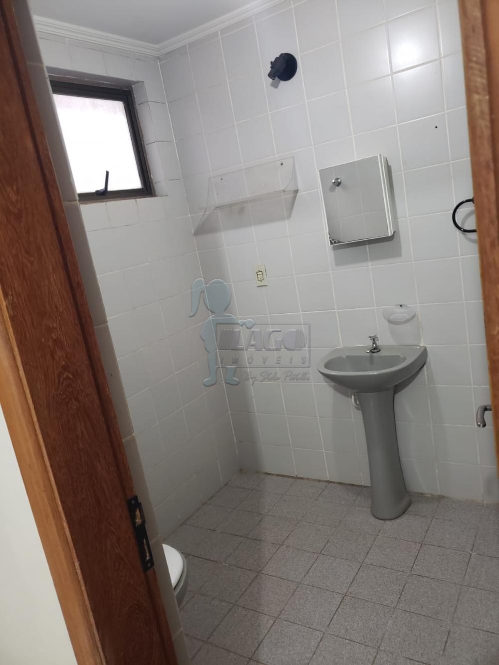 Alugar Apartamento / Padrão em Ribeirão Preto R$ 600,00 - Foto 4