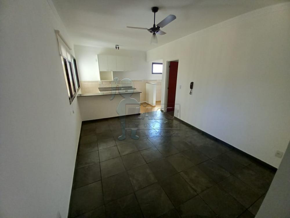 Alugar Apartamento / Padrão em Ribeirão Preto R$ 1.200,00 - Foto 2