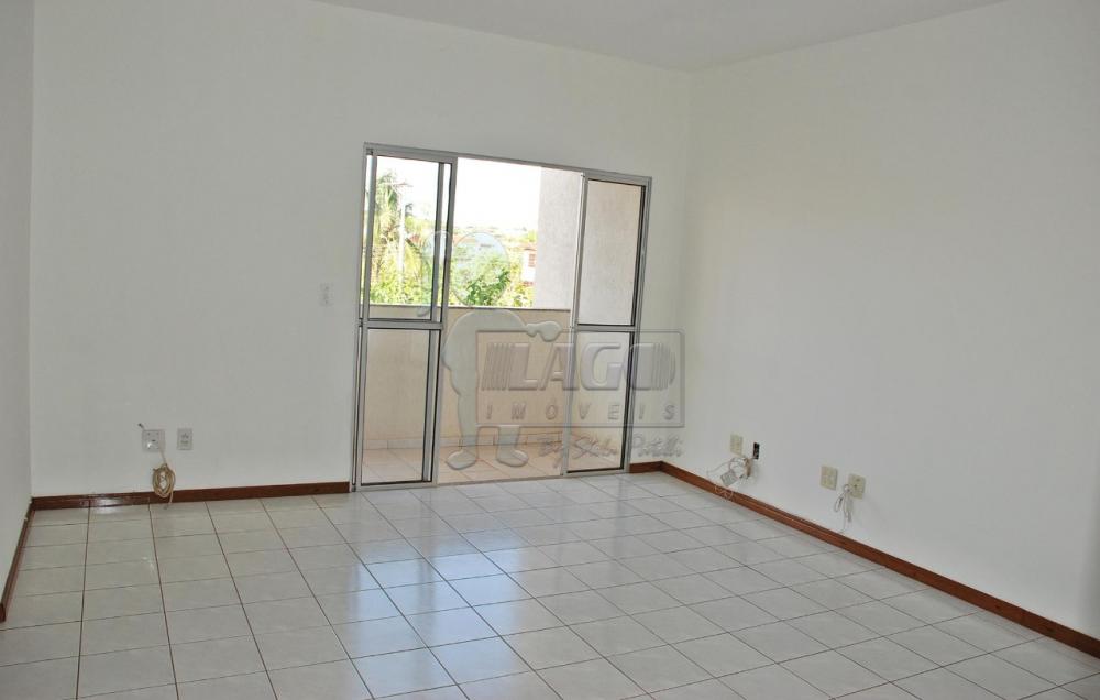 Alugar Apartamento / Padrão em Ribeirão Preto R$ 1.700,00 - Foto 2