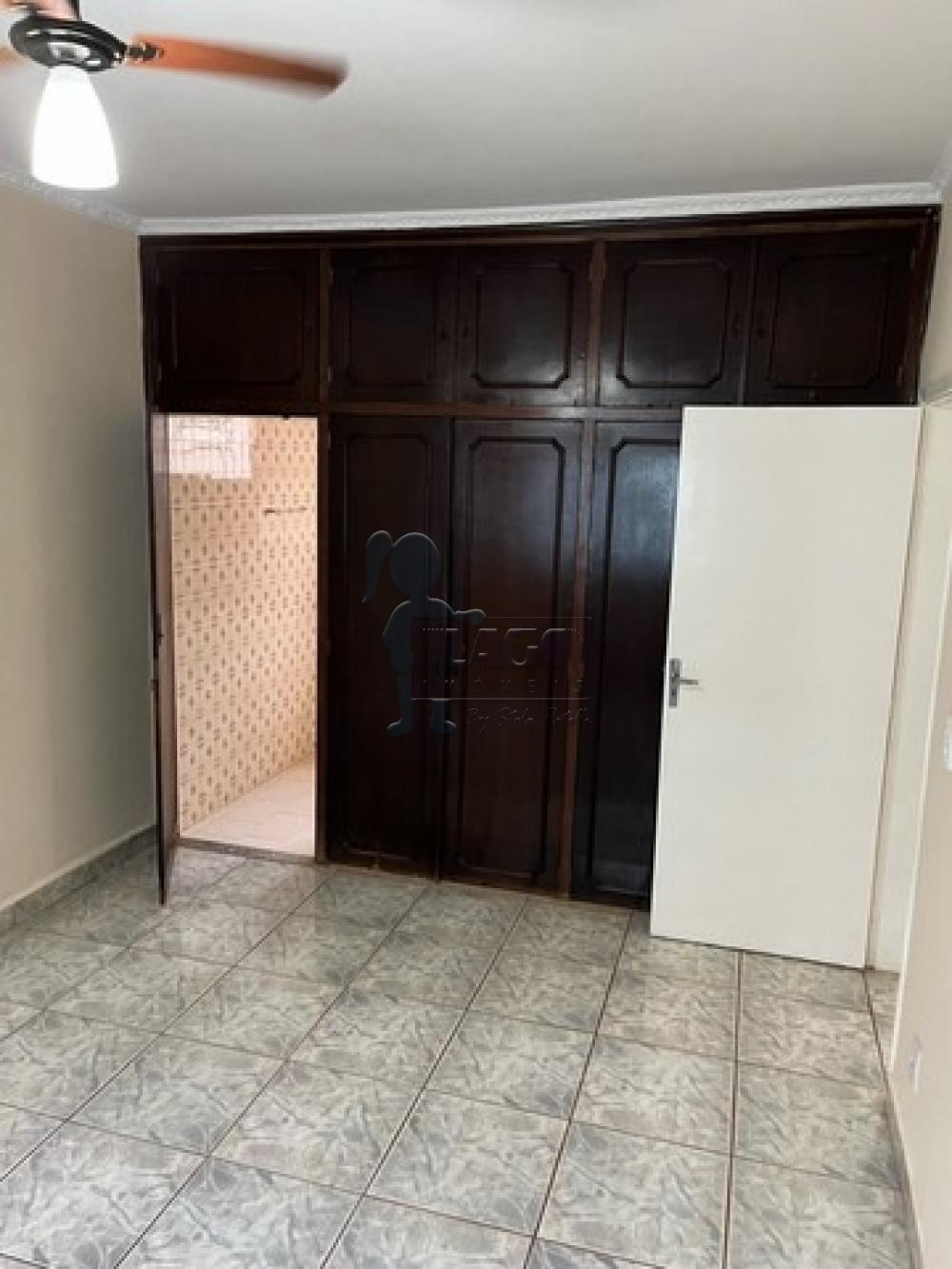 Alugar Casa / Padrão em Ribeirão Preto R$ 2.200,00 - Foto 5