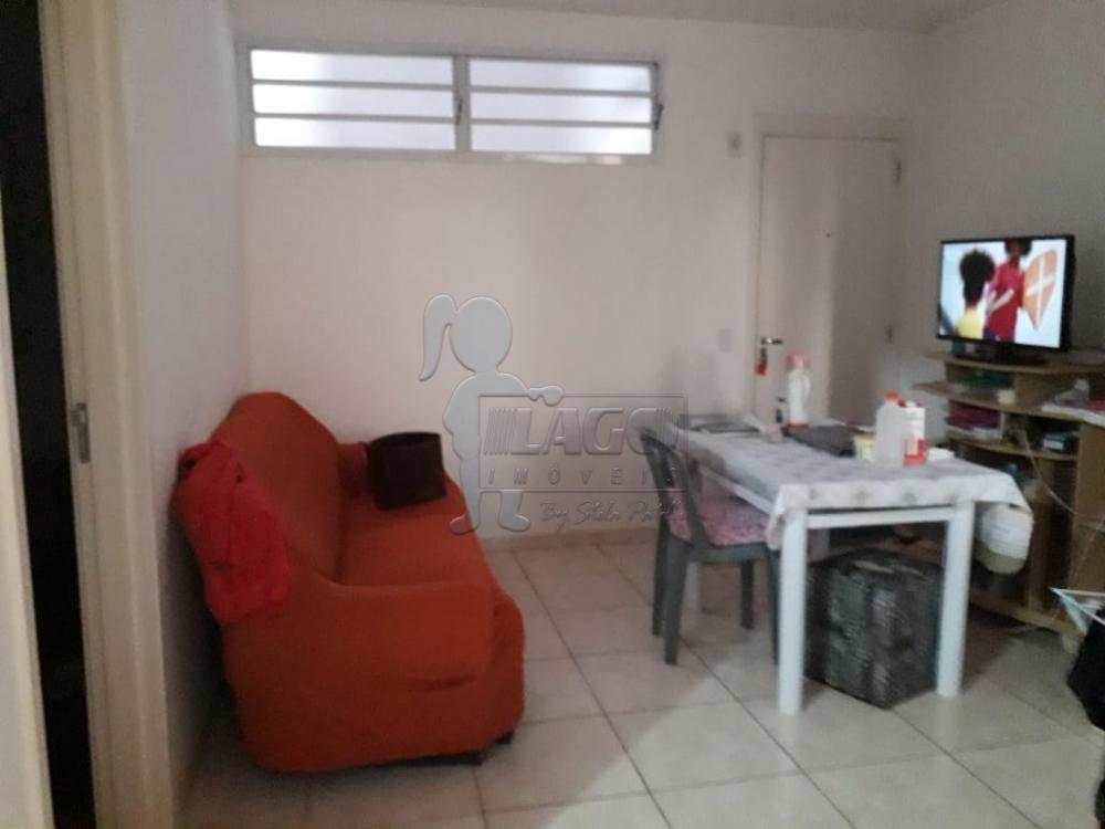 Alugar Apartamento / Padrão em Ribeirão Preto R$ 750,00 - Foto 1