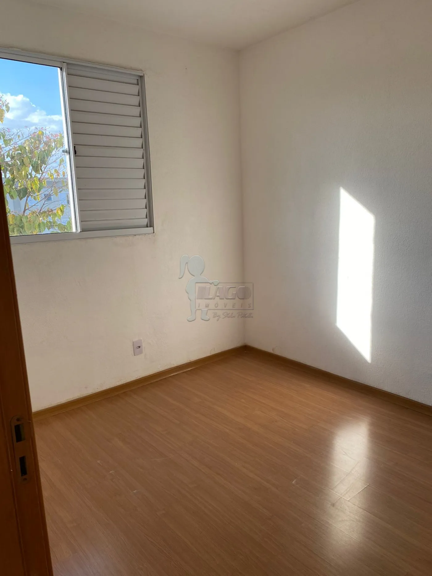 Alugar Apartamento / Padrão em Ribeirão Preto R$ 750,00 - Foto 3