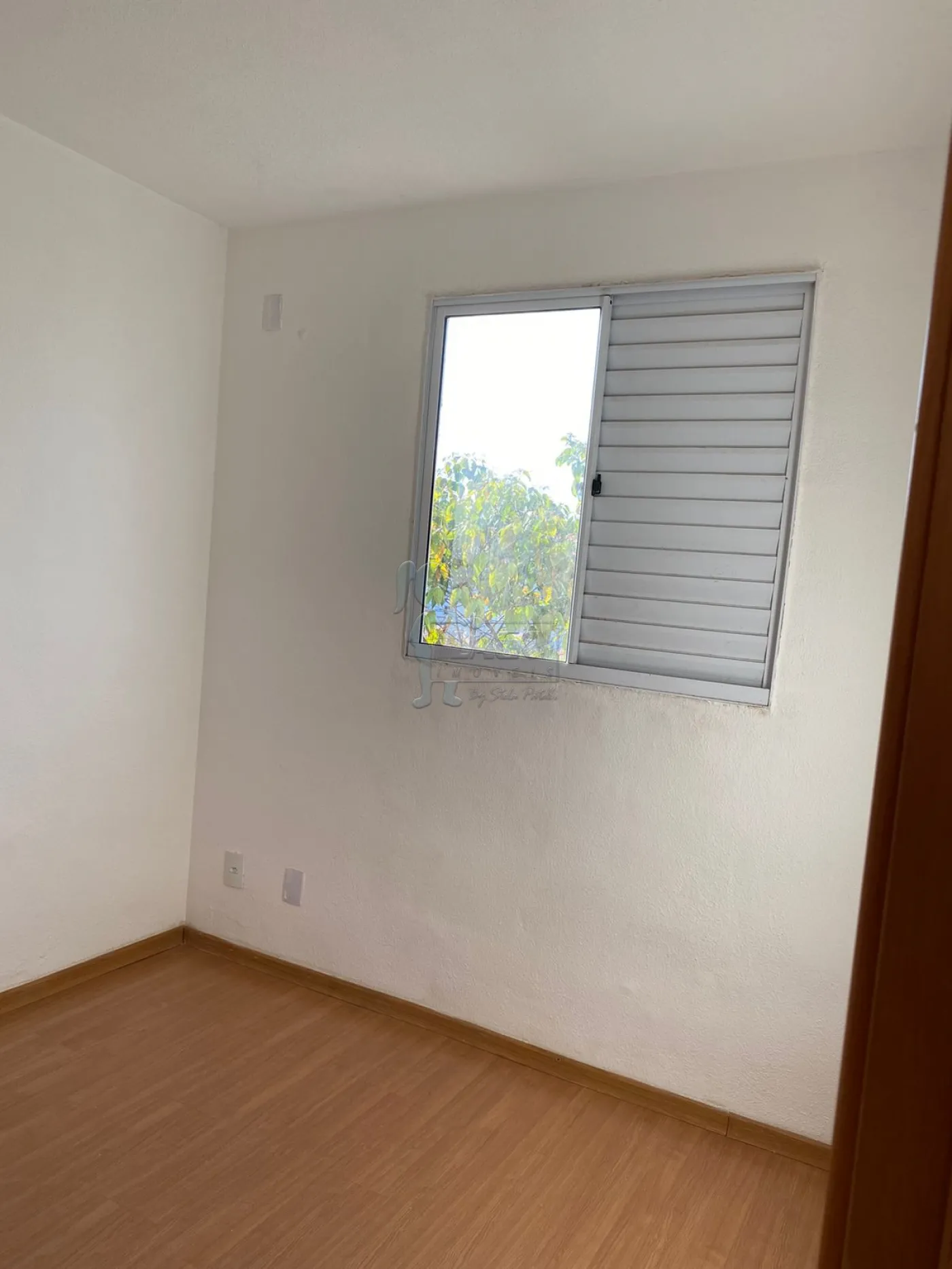 Alugar Apartamento / Padrão em Ribeirão Preto R$ 750,00 - Foto 4