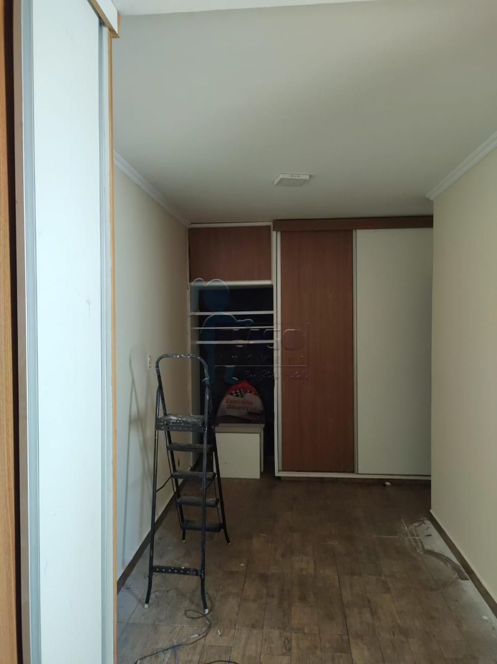 Comprar Casas / Padrão em Ribeirão Preto R$ 265.000,00 - Foto 4