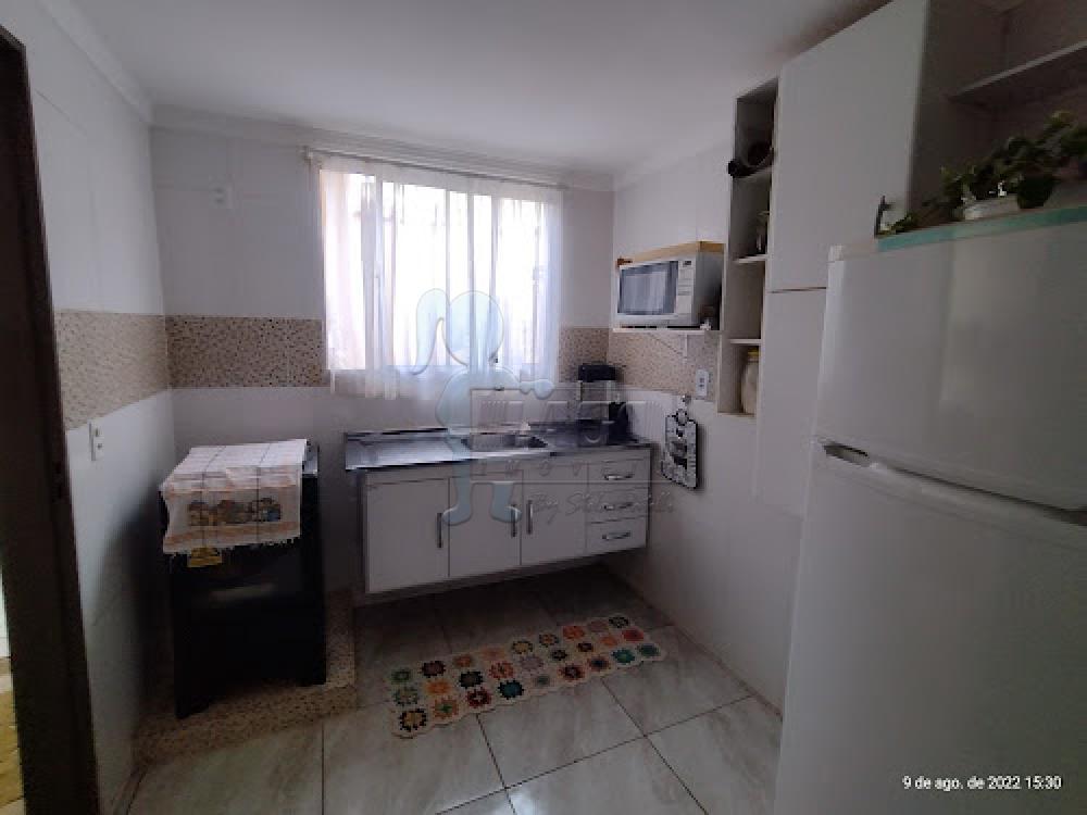 Alugar Casa / Padrão em Ribeirão Preto R$ 1.200,00 - Foto 17