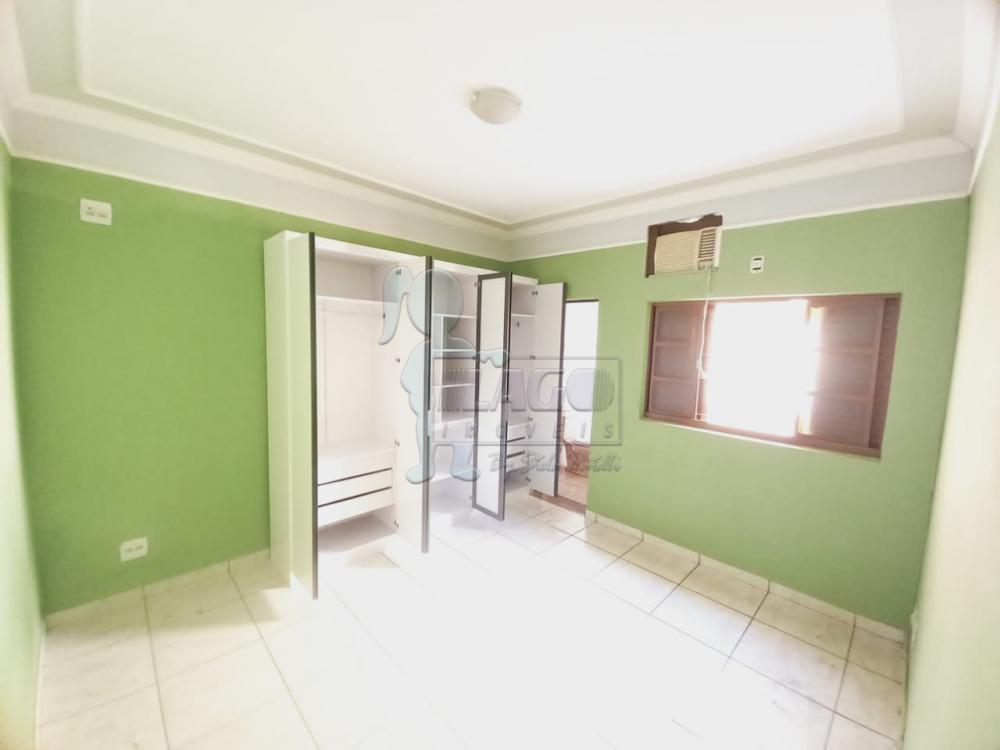 Alugar Casas / Padrão em Ribeirão Preto R$ 800,00 - Foto 5