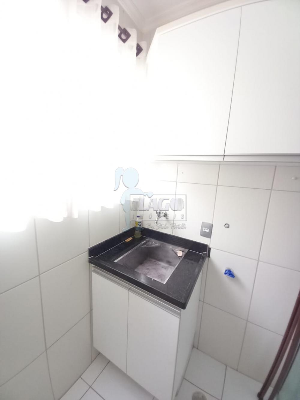 Alugar Apartamento / Padrão em Ribeirão Preto R$ 800,00 - Foto 3