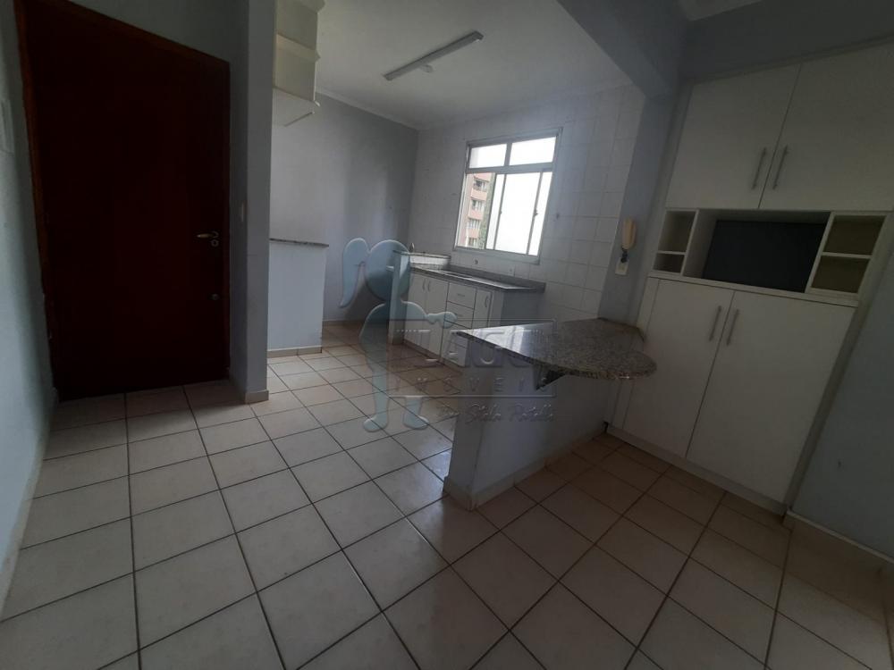 Alugar Apartamento / Padrão em Ribeirão Preto R$ 800,00 - Foto 4