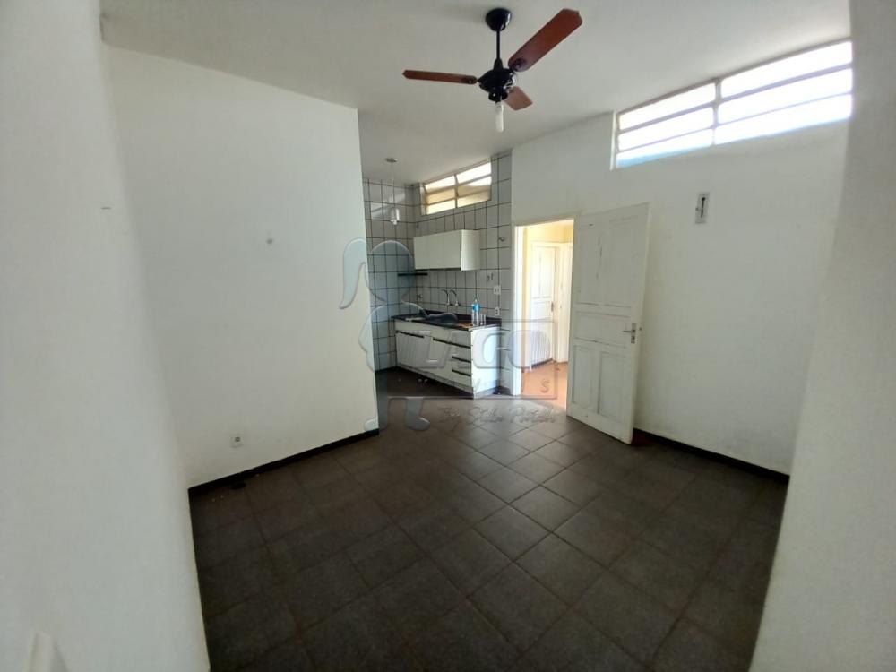 Alugar Casa / Padrão em Ribeirão Preto R$ 1.400,00 - Foto 5