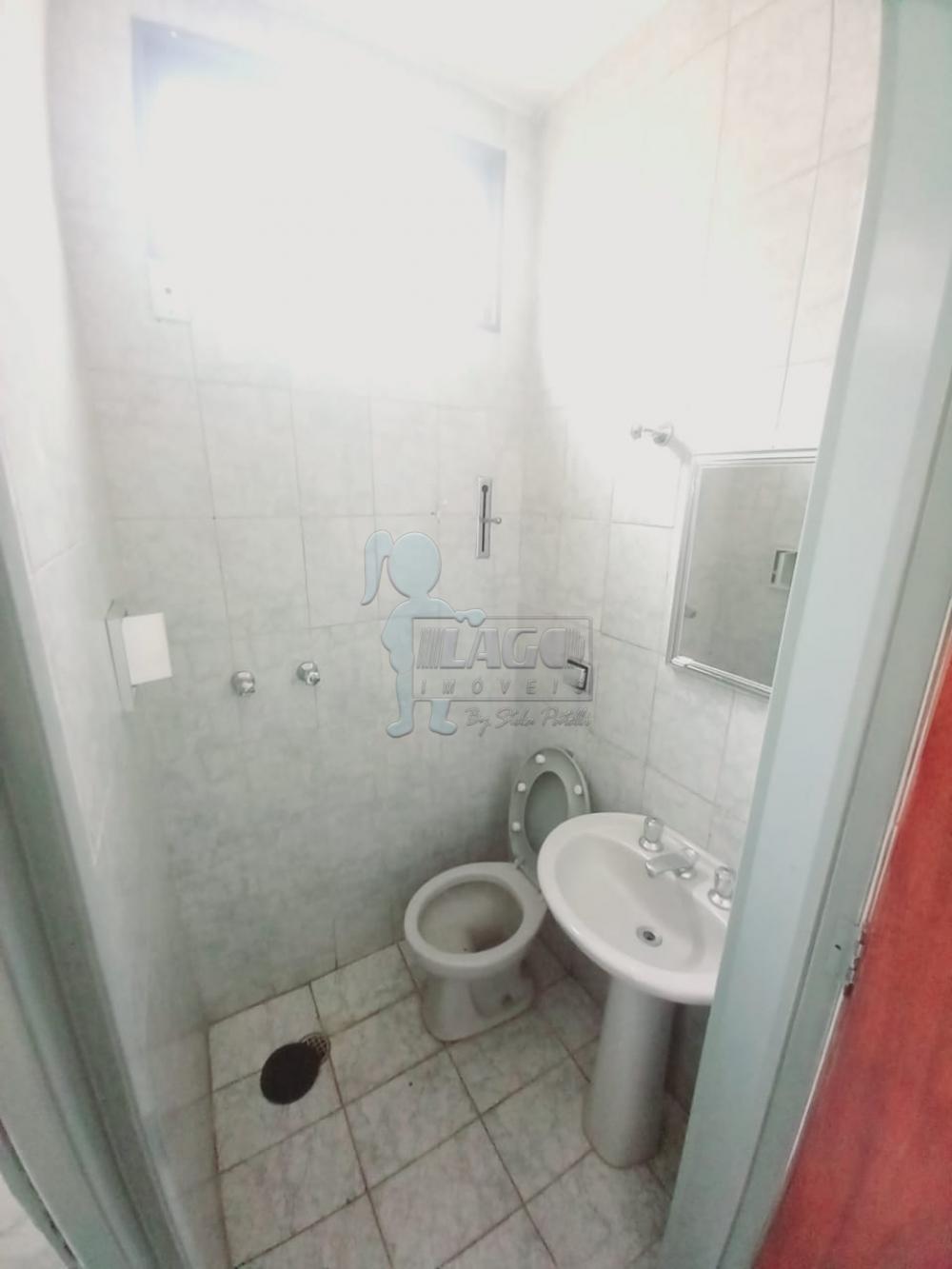 Alugar Casa / Padrão em Ribeirão Preto R$ 1.300,00 - Foto 9